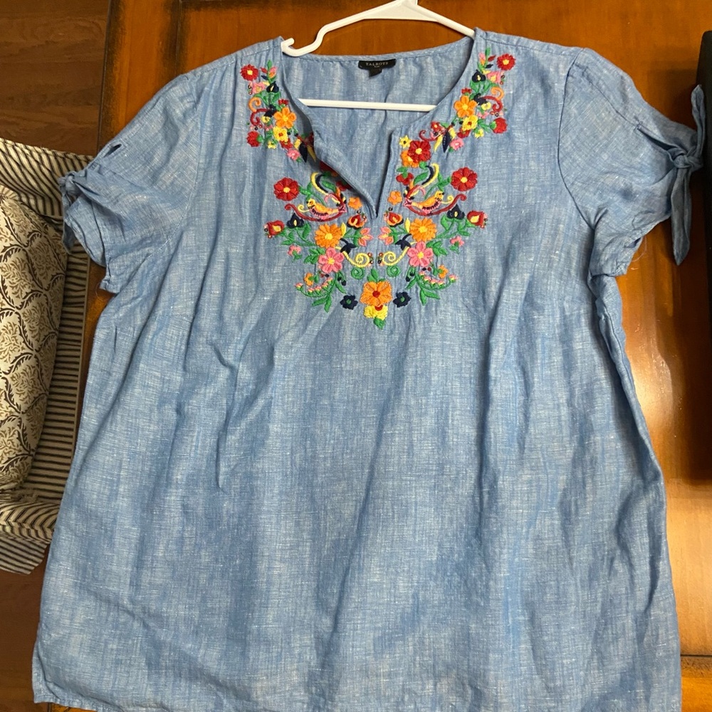TalbotEmbroidered Blue Women's Tunic Top